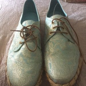 Authentic Tory Burch loafers sz 9.5 like new
